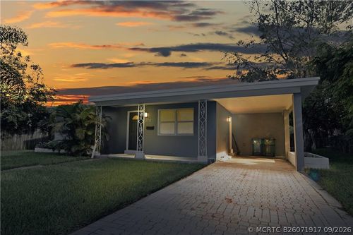 270 Nw 43rd St, Oakland Park, FL, 33309-4716 | Card Image