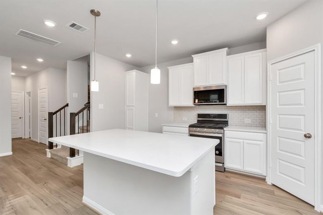 1526 Parkland Oak Dr, House other with 3 bedrooms, 3 bathrooms and 2 parking in Houston TX | Image 11
