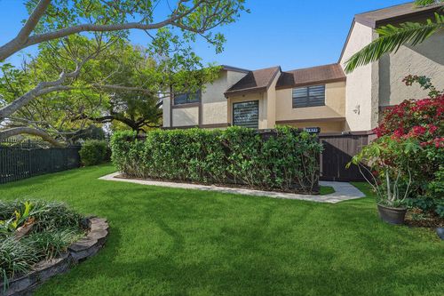 1871-1871 Bayberry Drive, Pembroke Pines, FL, 33024 | Card Image