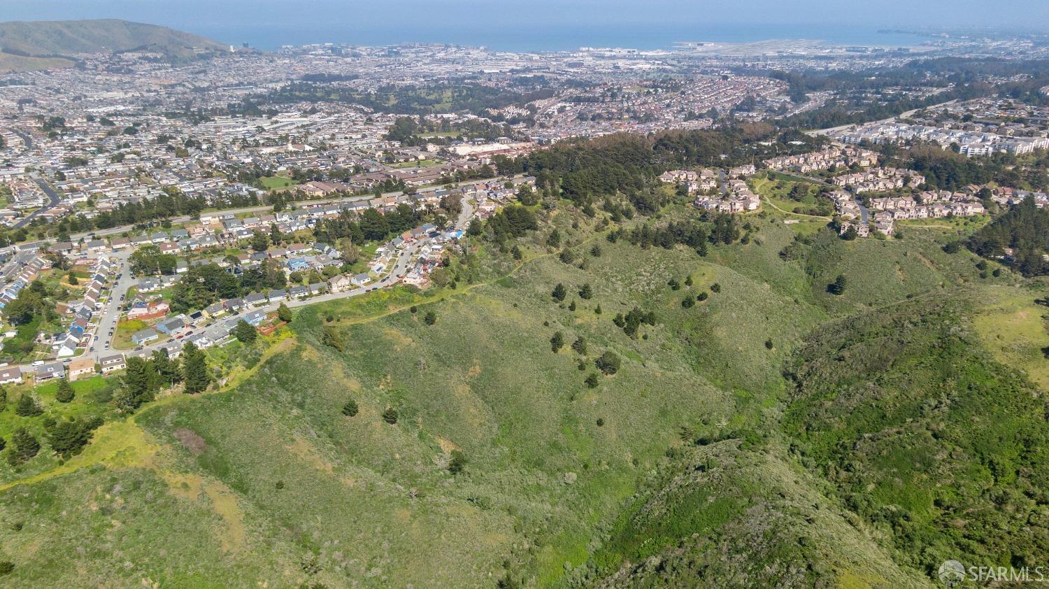 Land in Pacifica 4