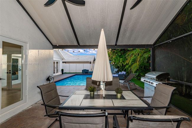 0 - 9431 Sw 212 Th Ter, House other with 4 bedrooms, 3 bathrooms and null parking in Cutler Bay FL | Image 5