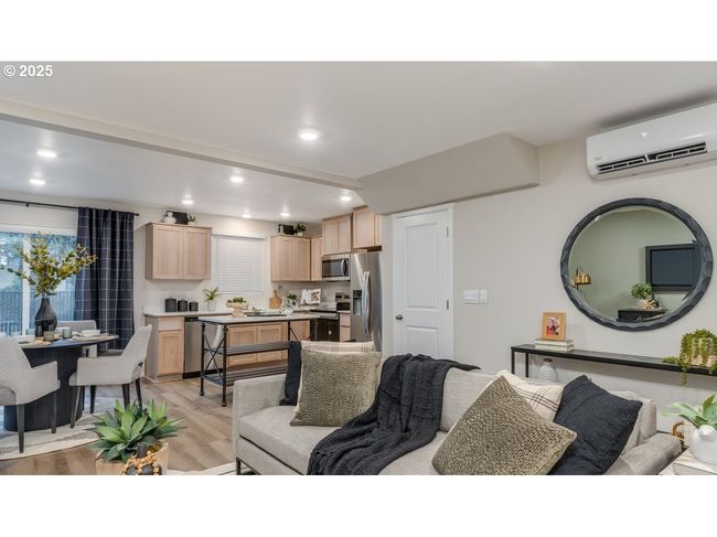 1469 Se Pheasant Ave, House attached with 3 bedrooms, 3 bathrooms and 1 parking in Gresham OR | Image 5