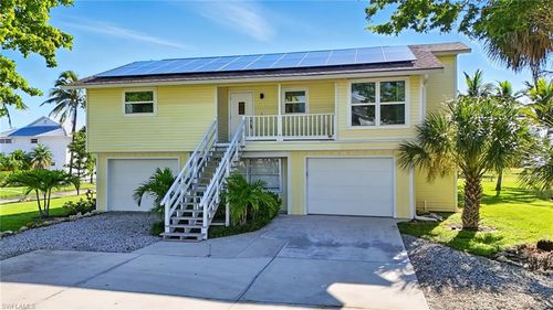 27551 Hickory Blvd, BONITA SPRINGS, FL, 34134-8412 | Card Image