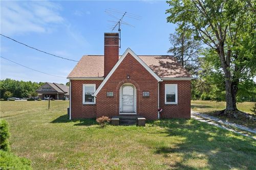 5358 Gumtree Road, Winston Salem, NC, 27107 | Card Image