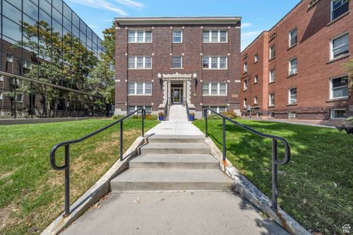 apt-106-555 E 100 S, Salt Lake City, UT, 84102-1993 | Card Image