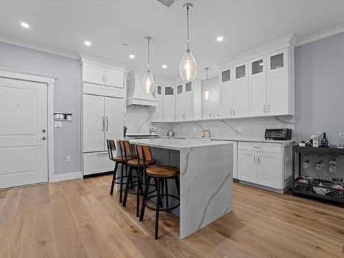 unit-210-298 Washington St, Westwood, MA, 02090-1347 | Card Image