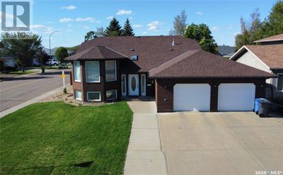 2501 Blue Jay Cres, House other with 4 bedrooms, 3 bathrooms and null parking in North Battleford SK | Image 1