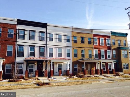 755 Anacostia Ave Ne, WASHINGTON, DC, 20019-1512 | Card Image