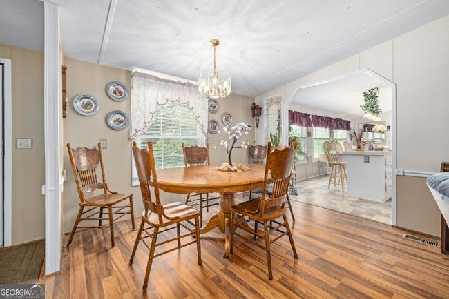 177 E Silver Shoals Rd, House other with 3 bedrooms, 2 bathrooms and null parking in Toccoa GA | Image 7