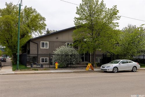202-521 18th St W, Saskatoon, SK, S7M1C8 | Card Image