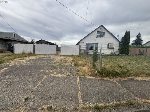 395 36th St, Springfield, OR, 97478 | Card Image