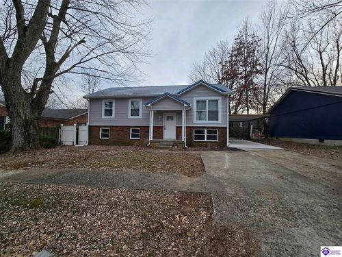 2560 Vonoa Dr, Radcliff, KY, 40160-9712 | Card Image