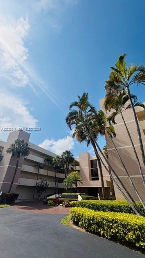 306-5800 Camino Real, Boca Raton, FL, 33433 | Card Image