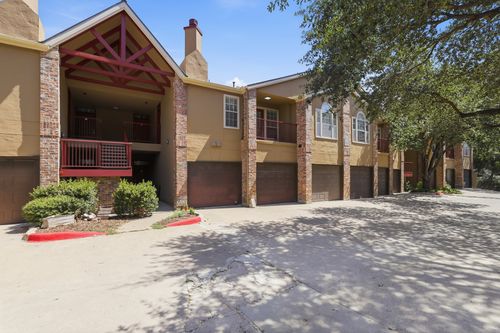 422-6804 N Capital Of Texas Hwy, Austin, TX, 78731-1768 | Card Image