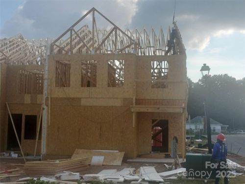 35-2903 Herringbone Rd, Charlotte, NC, 28208-3585 | Card Image