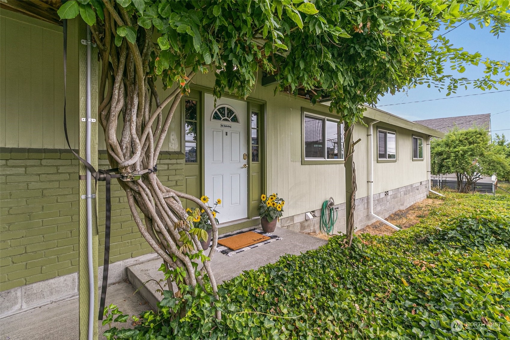 14th St, Bremerton, WA 98310