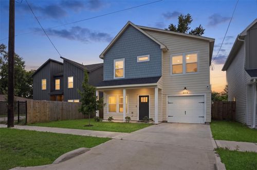 8019 Elbert St, Houston, TX, 77028-2433 | Card Image