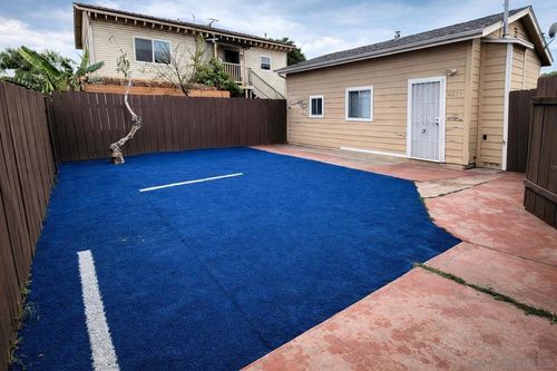 627 W 6th Ave, Escondido, CA, 92025-4028 | Card Image