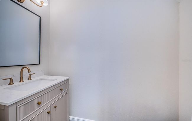 147 Bay Point Dr Ne, House other with 4 bedrooms, 4 bathrooms and null parking in St Petersburg FL | Image 30