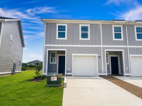 238 Darlington Dr, Dickson, TN, 37055-2570 | Card Image