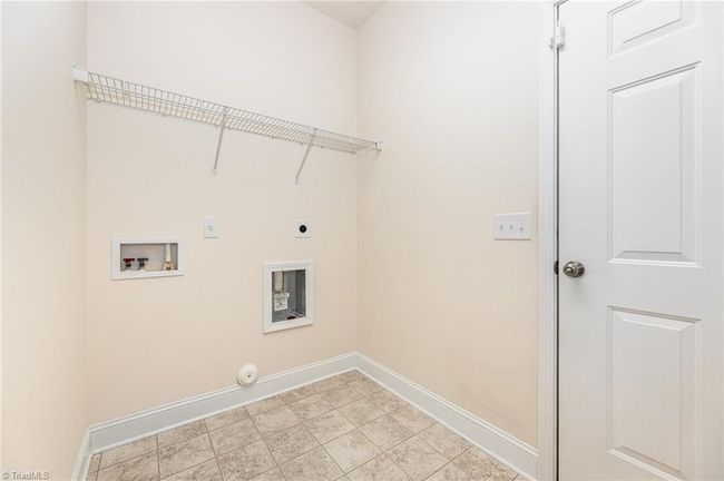 7070 Hanesbrook Cir, House other with 3 bedrooms, 2 bathrooms and null parking in Clemmons NC | Image 24