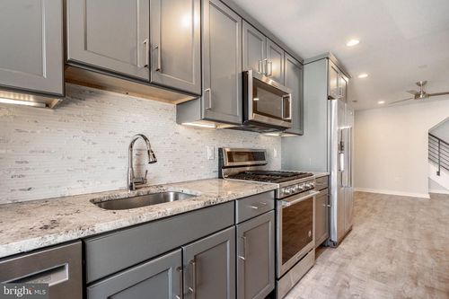 d-2609 Federal St, PHILADELPHIA, PA, 19146-3828 | Card Image