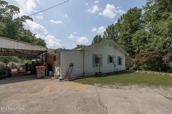 4532 E Lamar Alexander Pkwy, House other with 3 bedrooms, 2 bathrooms and null parking in Walland TN | Image 37