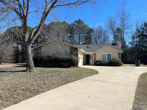 105 Bellhurst Cir, Meridianville, AL, 35759-2221 | Card Image