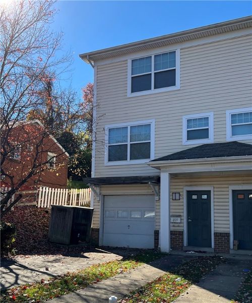 809 3rd St, Clairton, PA, 15025-1607 | Card Image