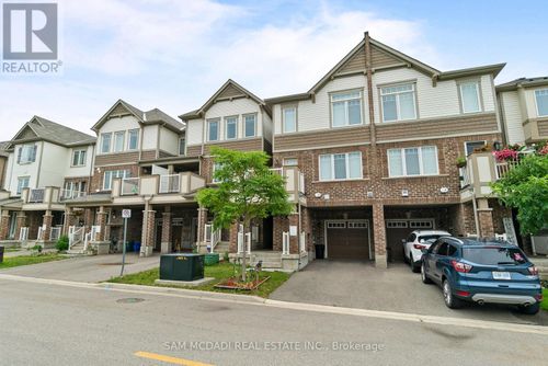 315 Murlock Heights, Milton (FO Ford), ON, L9E1C3 | Card Image