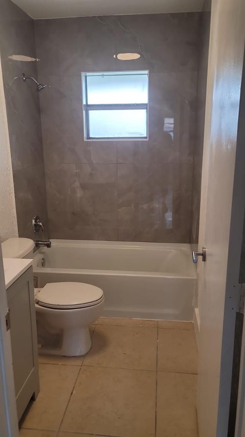 4839-4839 Nw 9th Dr, Plantation, FL, 33317-1400 | Card Image