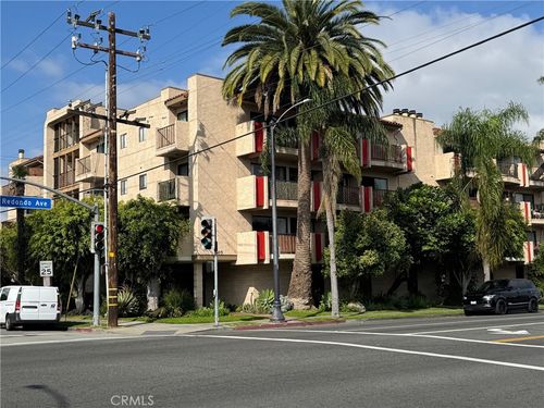 unit-206-605 Redondo Ave, Long Beach, CA, 90814-5058 | Card Image