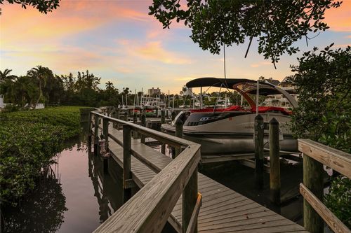 1749 Lincoln Park Cir, Sarasota, FL, 34236-8446 | Card Image