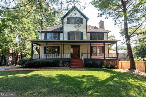 6413 Wilson Ln, BETHESDA, MD, 20817-5535 | Card Image