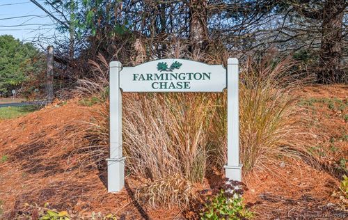 141-141 Farmington Chase Cres, Farmington, CT, 06032-3192 | Card Image