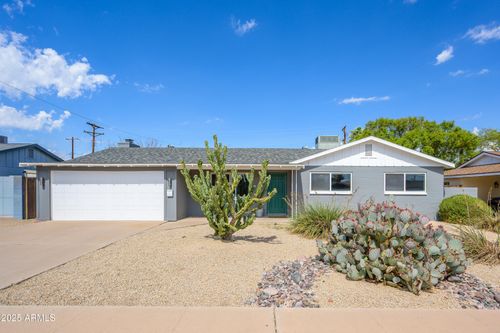 6814 E Belleview St, Scottsdale, AZ, 85257-3209 | Card Image