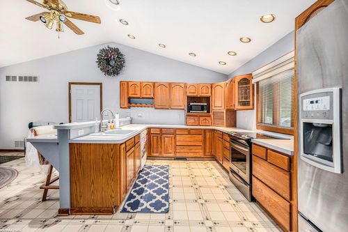 374 Monroe Blvd, Harsens Island, MI, 48028-9454 | Card Image