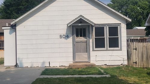804 Old Main, Newton, KS, 67114 | Card Image