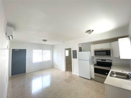 apt-1-165 Ne 56th St, Miami, FL, 33137-2407 | Card Image