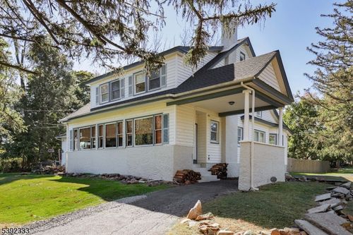 2 Dutch Ln, Scotch Plains, NJ, 07076-2971 | Card Image
