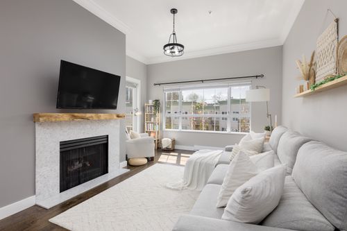 437-2980 Princess Cres, Coquitlam, BC, V3B7R4 | Card Image