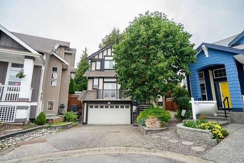 6075 165a St, Surrey, BC, V3S7W6 | Card Image