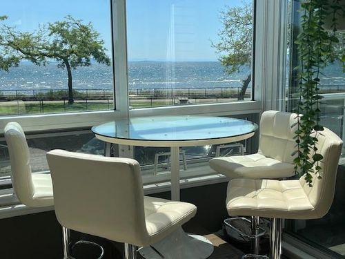 14831 Marine Dr, White Rock, BC, V4B1C1 | Card Image