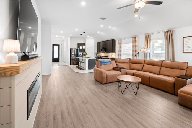 2236 Sawdust Dr, House other with 4 bedrooms, 3 bathrooms and 4 parking in Georgetown TX | Image 9
