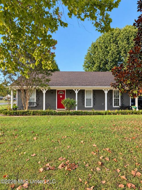 7424 Grace Boulevard, Horn Lake, MS, 38637 | Card Image