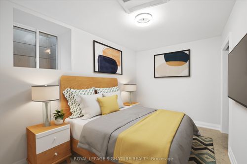 6-2563 Dundas St W, Toronto, ON, M6P1X6 | Card Image