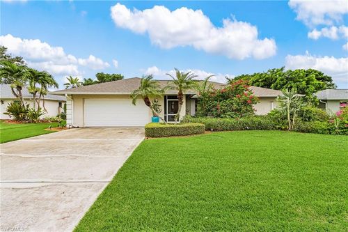 89 Kirtland Dr, NAPLES, FL, 34110-1314 | Card Image