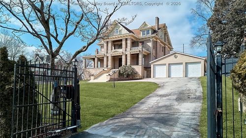 901 Edgewood Dr, Charleston, WV, 25302-3020 | Card Image