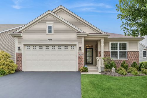 4044 Chesapeake Lane, Naperville, IL, 60564 | Card Image