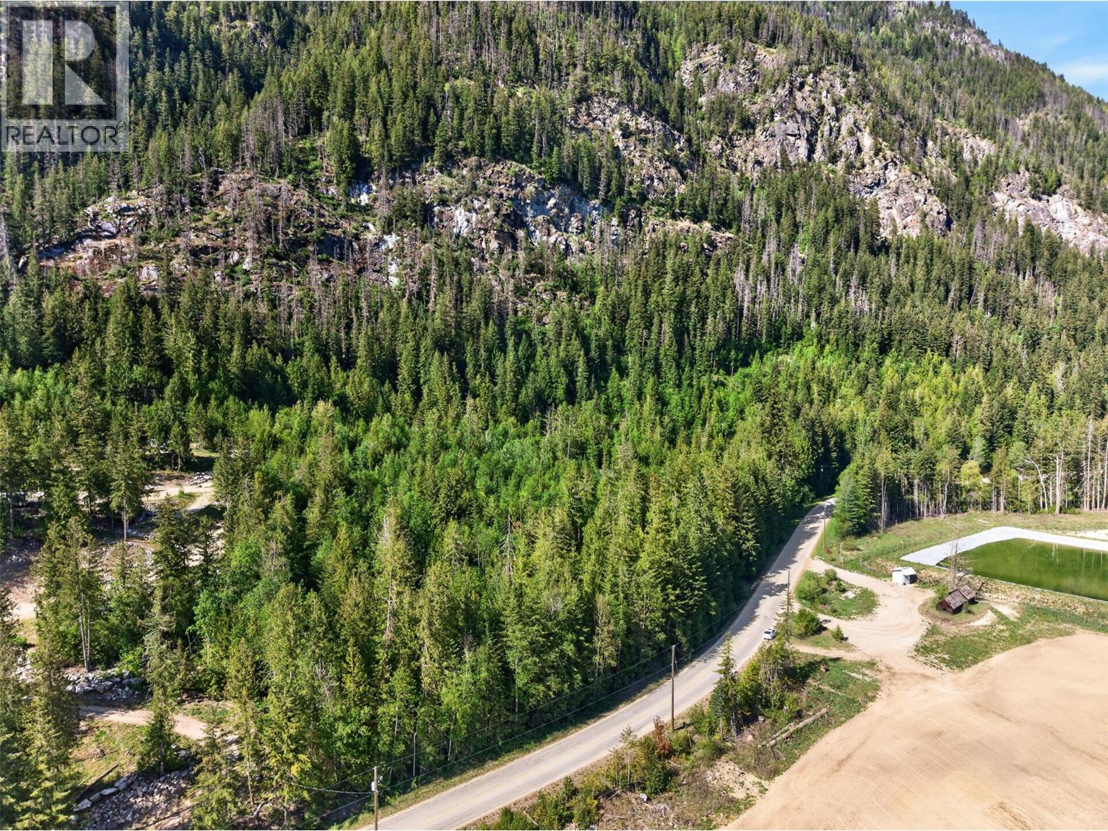 Land in Sicamous 4